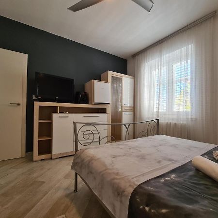 Bed And Breakfast Villa Klaic Дубровник Екстериор снимка