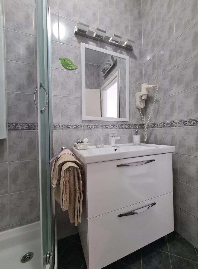 Bed And Breakfast Villa Klaic Дубровник Екстериор снимка